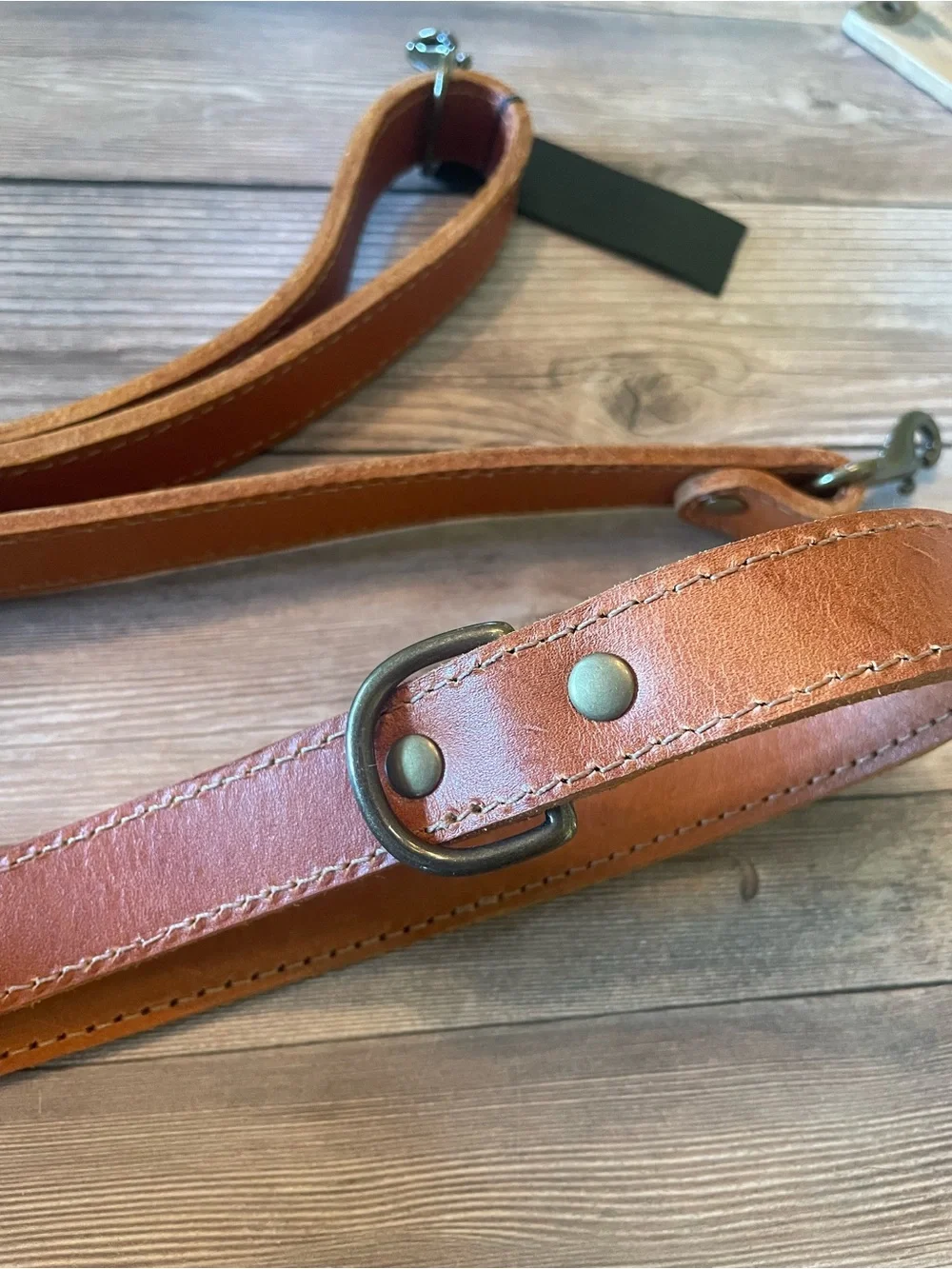 Parker Clay Premium Golden Leather Dog Leash - Coupler